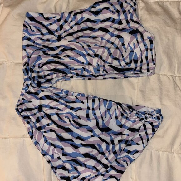 SKATIE - Nicole Swimsuit - Picture 2 of 3